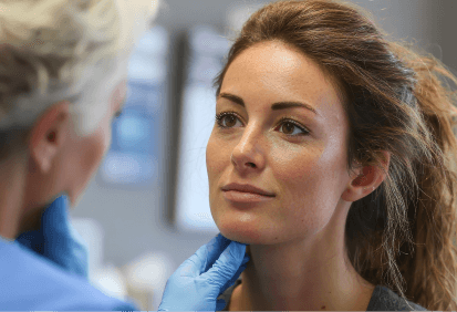 Aesthetic consultation and diagnosis banner